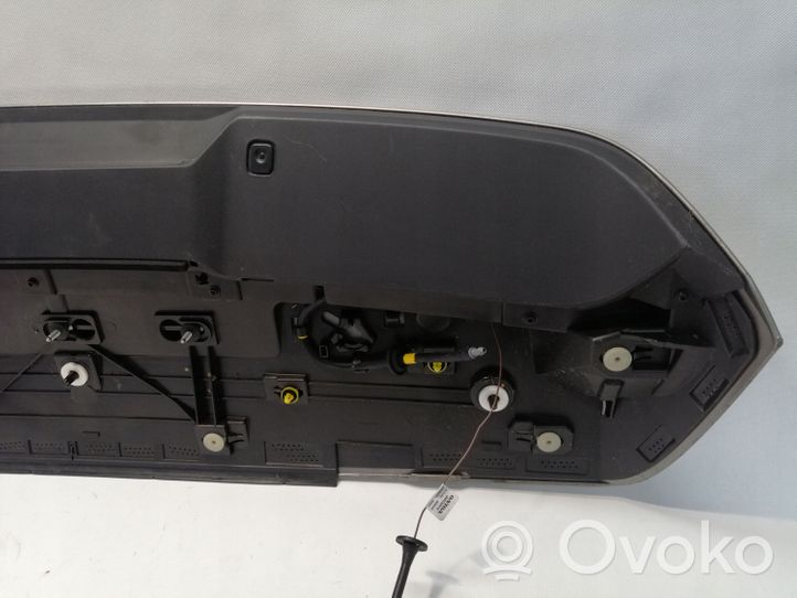 Volvo XC40 Spoiler del portellone posteriore/bagagliaio 39799181