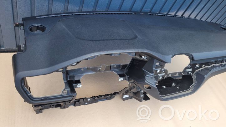 Ford Kuga III Panelė LV4BS04305BM