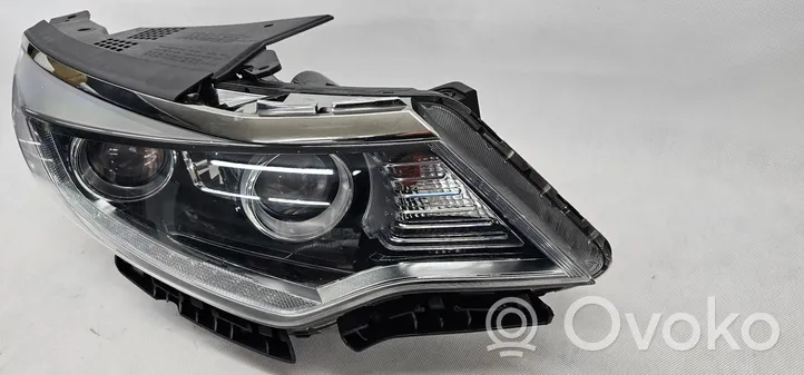 KIA Optima Lampa przednia 92102D4070