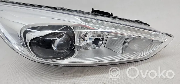 Ford Focus Lampa przednia F1EB-13D154-AG