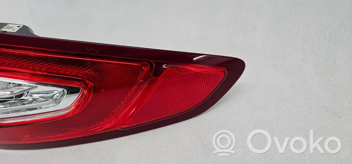 Ford Mondeo MK V Rear/tail lights DS73-13404-DK