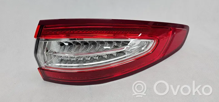 Ford Mondeo MK V Rear/tail lights DS73-13404-DK