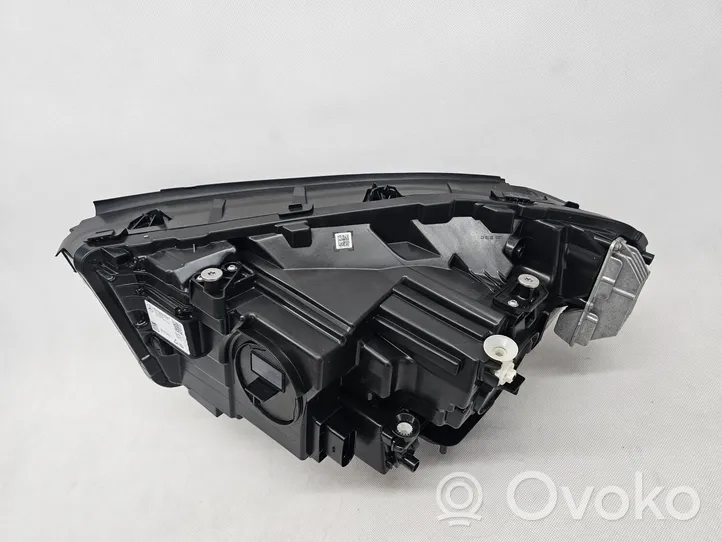 Mercedes-Benz GLA H247 Lampa przednia A2479066401