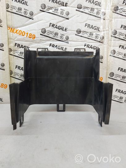 Volkswagen PASSAT B6 Protettore termico del vano batteria 1K0915335B