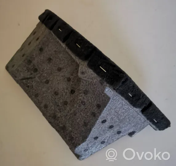 Volvo XC90 Rivestimento vano della ruota di scorta 