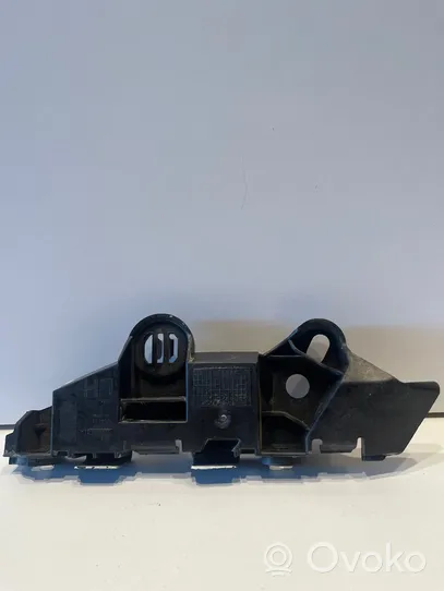 Opel Corsa E Front bumper mounting bracket 39003564