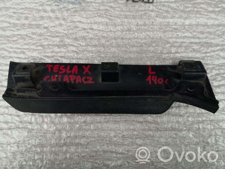 Tesla Model X Supporto di montaggio del parafango 105480300C