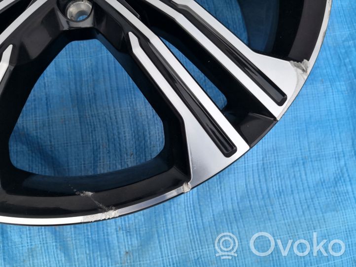 Volvo XC60 Felgi aluminiowe R19 