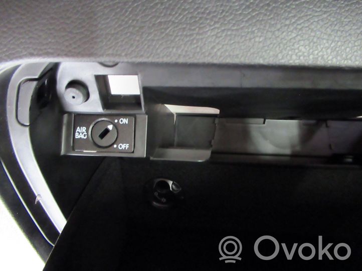 Volkswagen Golf VI Schowek deski rozdzielczej 1K1857097CD