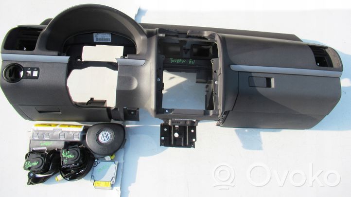 Volkswagen Touran I Zestaw poduszek powietrznych z panelem 1T1857001