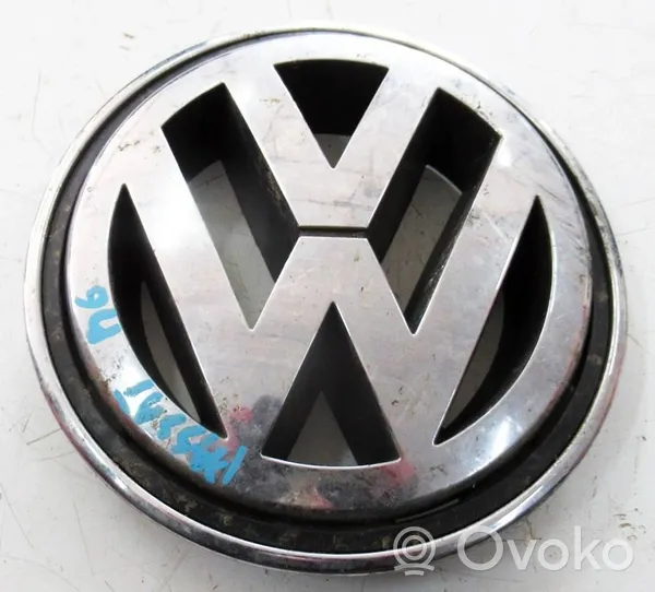 Volkswagen PASSAT B5 Valmistajan merkki/logo/tunnus 3C0853601C