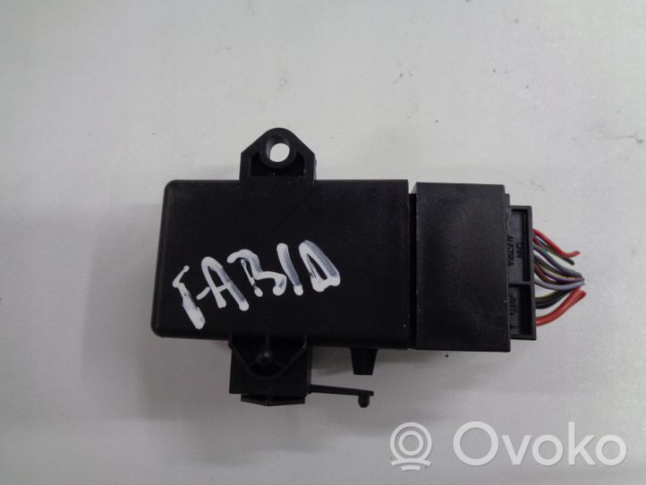 Audi A1 Seat heating relay 6R0959772D