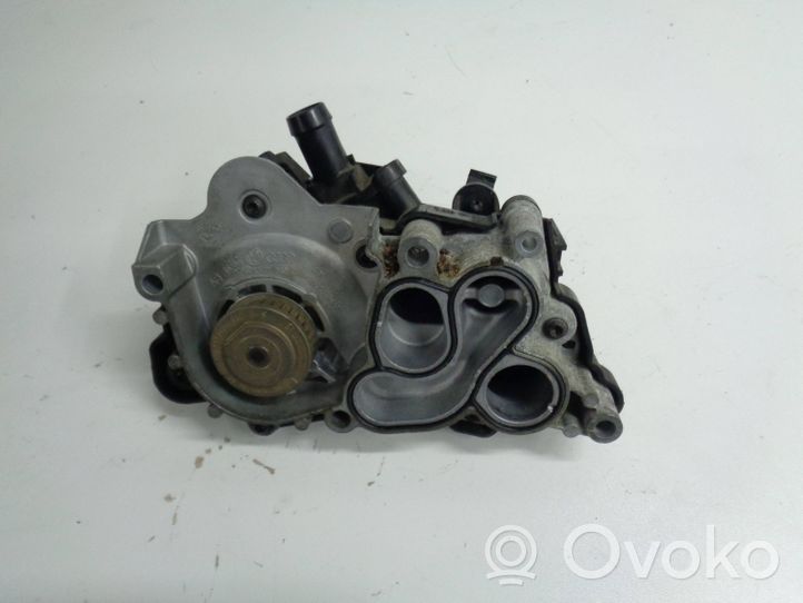 Volkswagen Polo V 6R Pompe de circulation d'eau 04C121042C