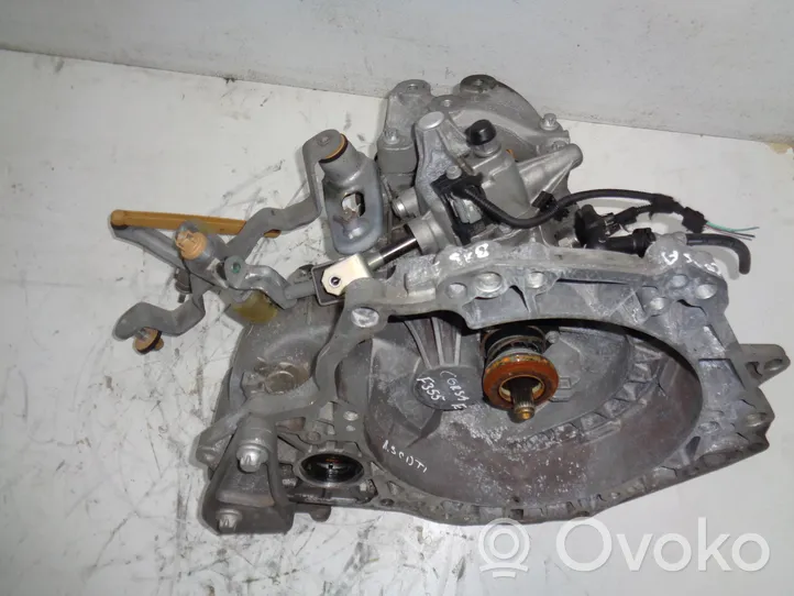 Opel Corsa E Boîte de vitesses manuelle à 5 vitesses F355