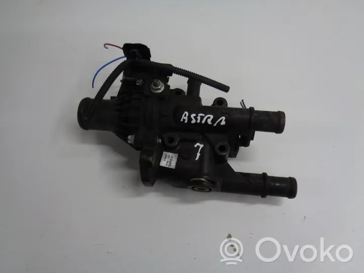 Opel Astra J Boîtier de thermostat / thermostat 55564890