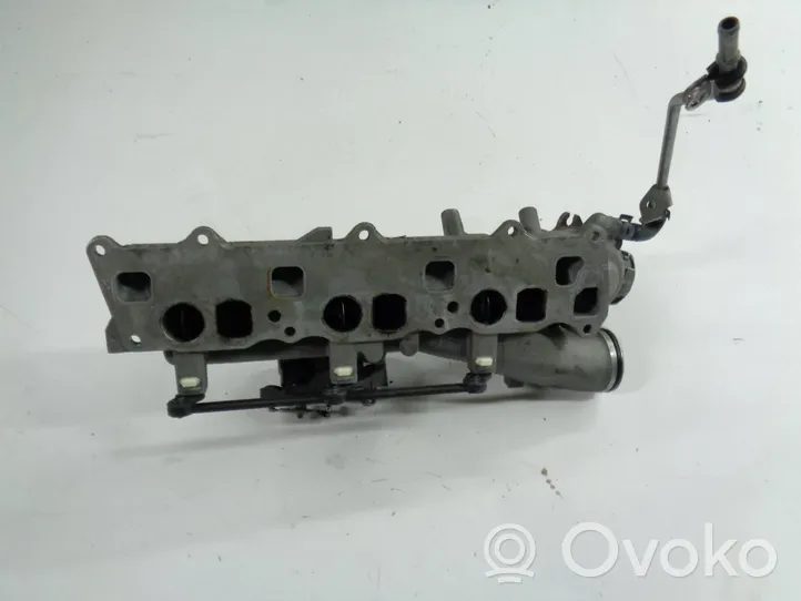 Mercedes-Benz E W213 Intake manifold LF00051