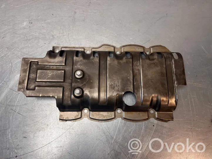 Volkswagen Touareg I Autre pièce du moteur 070115220B