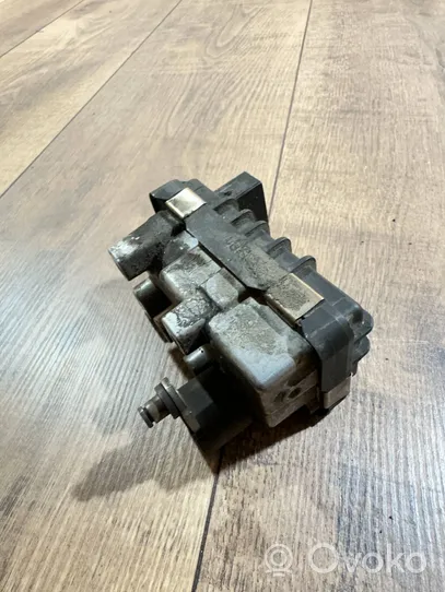 Mercedes-Benz E W211 Turbo charger electric actuator 
