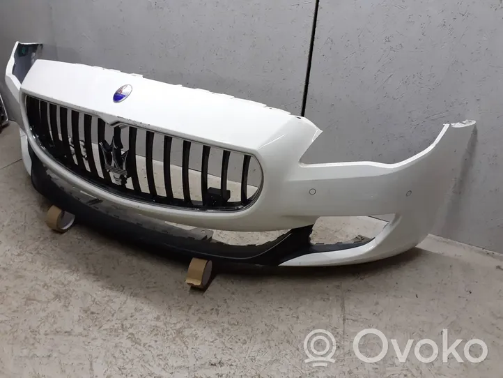 Maserati Quattroporte Zderzak przedni 