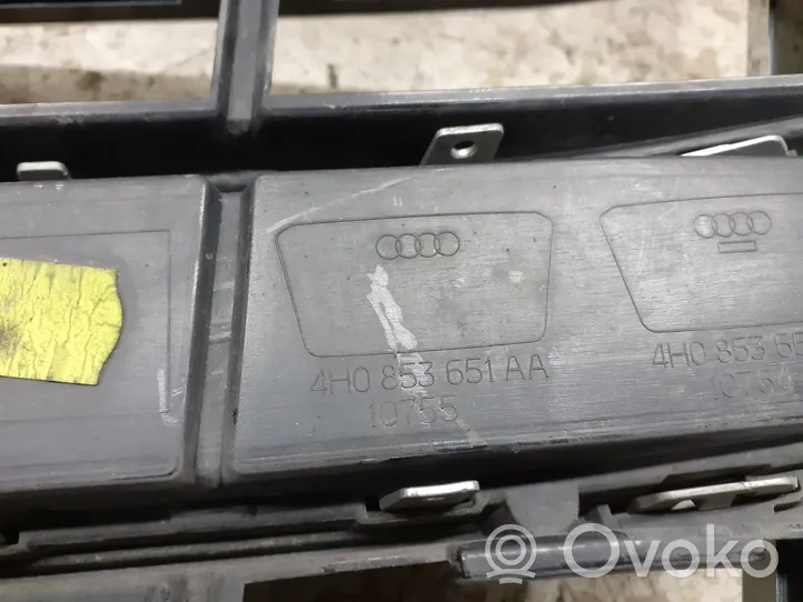 Audi A8 S8 D4 4H Etupuskurin ylempi jäähdytinsäleikkö 4H0853651AB