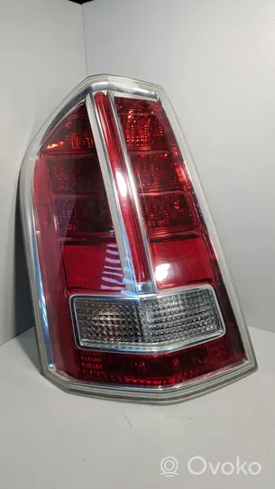 Lancia Thema Aizmugurējais lukturis virsbūvē 68042175AE