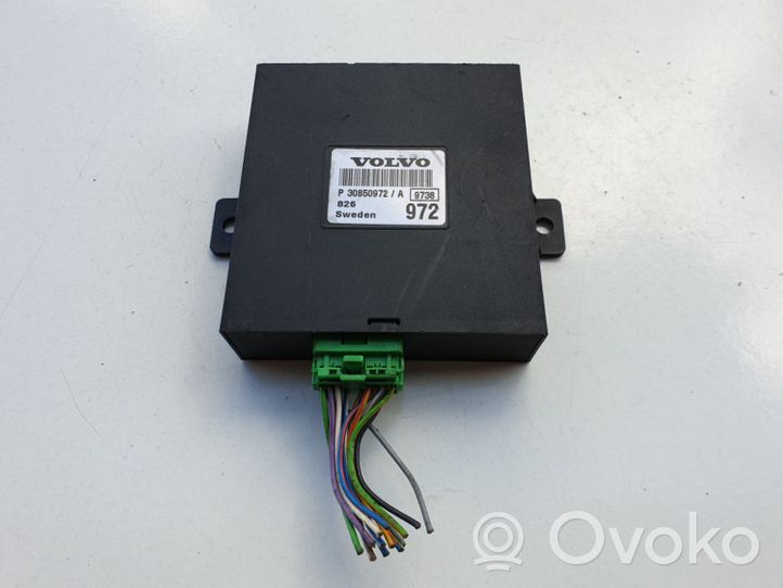 Volvo S40, V40 Door central lock control unit/module 30850972