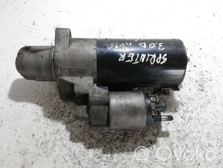 Mercedes-Benz Sprinter W906 Motor de arranque 0001115100