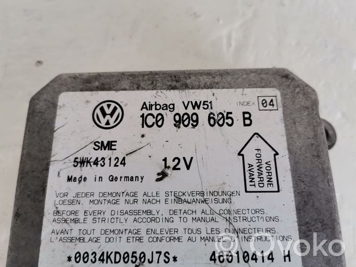 Volkswagen PASSAT B5.5 Airbagsteuergerät 1C0909605B