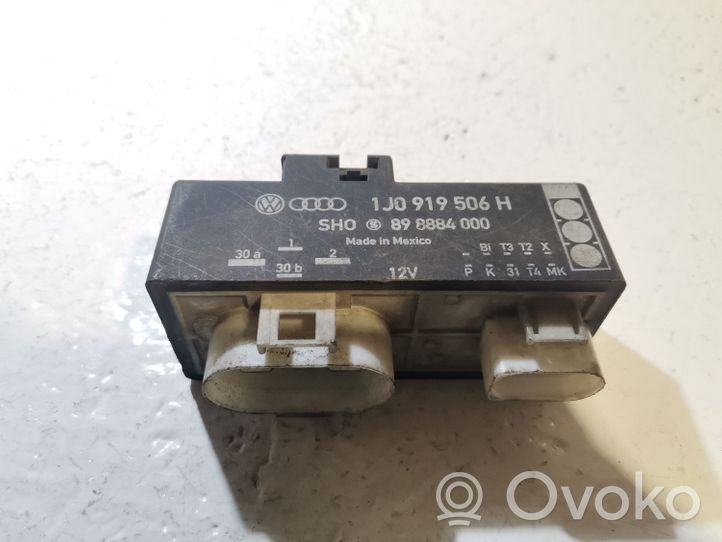 Skoda Octavia Mk1 (1U) Glow plug pre-heat relay 1J0919506H
