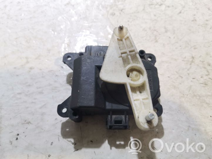 Toyota Prius (XW20) Motor/activador trampilla de calefacción 0637007960