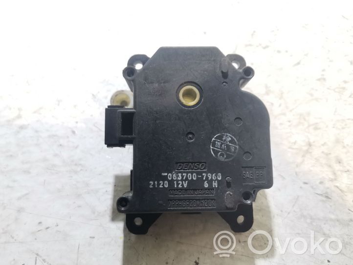 Toyota Prius (XW20) Air flap motor/actuator 0637007960