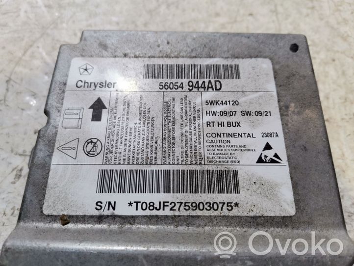 Chrysler Voyager Module de contrôle airbag 56054944AD