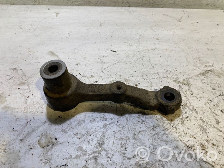 BMW 5 E28 Giunto cardanico del piantone dello sterzo 