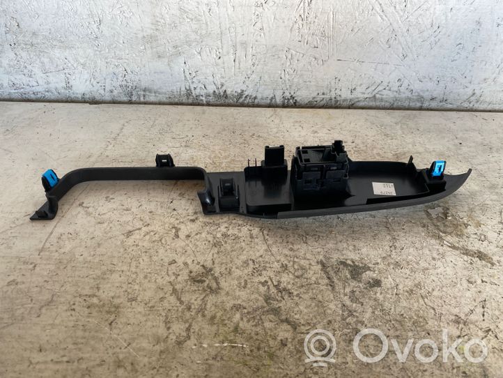 Ford Mustang VI Interruttore di controllo dell’alzacristalli elettrico FR3B14528A