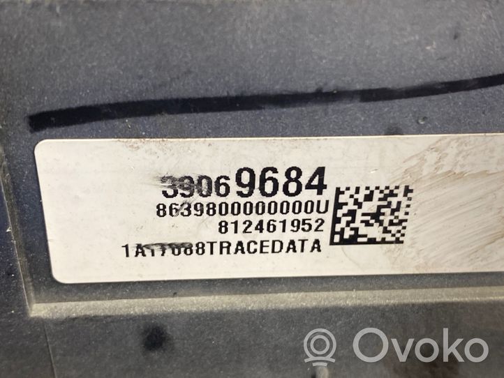 Opel Astra K Modulo fusibile 39069684