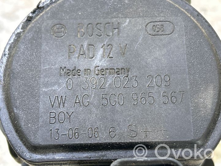 Volkswagen Golf V Sähköinen jäähdytysnesteen apupumppu 5G0965567