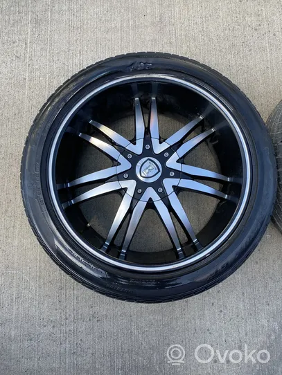 Dodge Challenger R20 alloy rim 