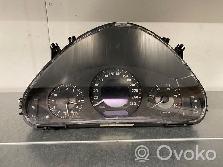 Mercedes-Benz E W211 Tachimetro (quadro strumenti) A2115407211