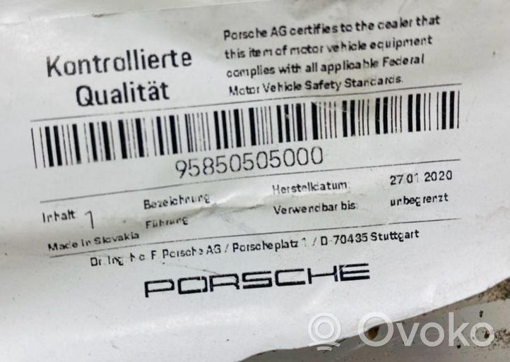 Porsche Cayenne (92A) Renfort de pare-chocs avant 95850505000