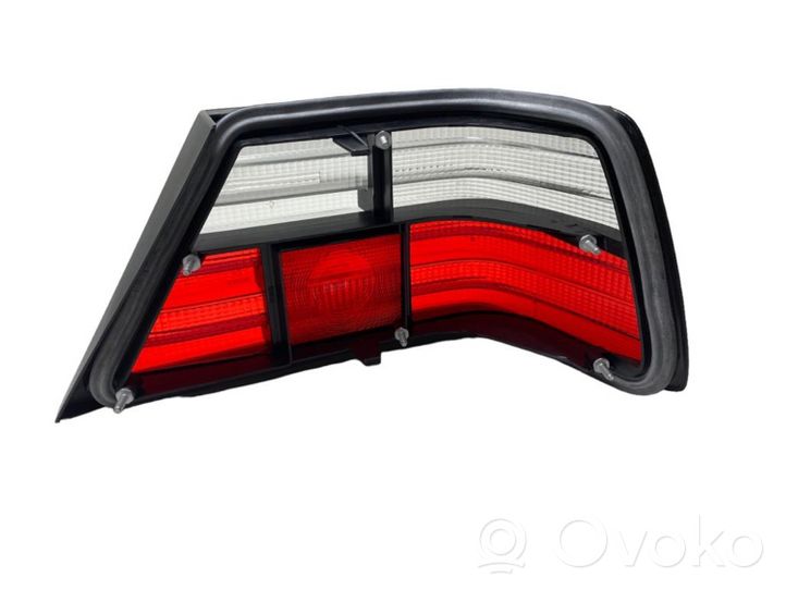 Mercedes-Benz E W124 Luci posteriori 569501