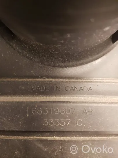 Dodge RAM Obudowa filtra powietrza 68319607AB