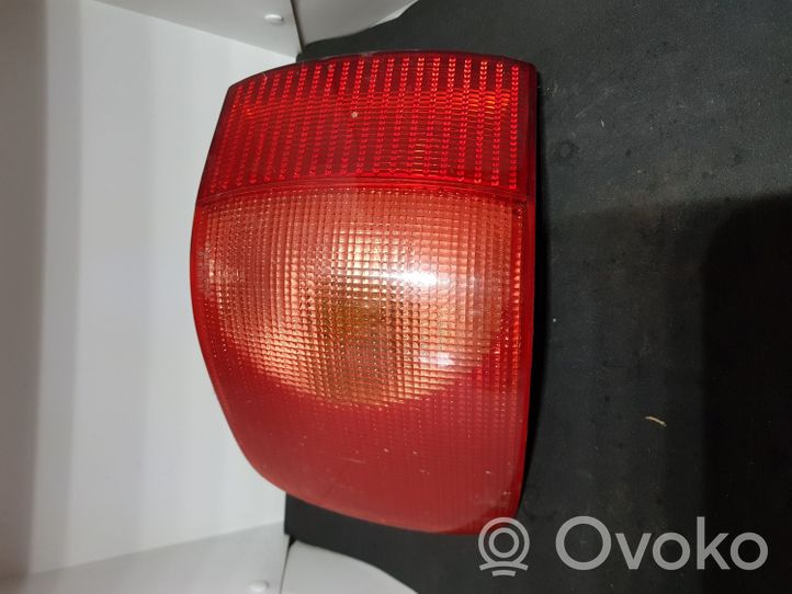 Audi 80 90 S2 B4 Lampa tylna 