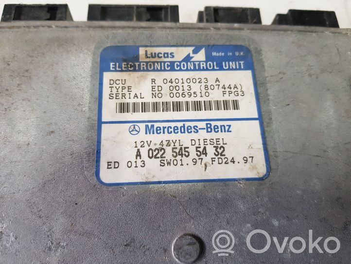 Mercedes-Benz C W202 Moottorin ohjainlaite/moduuli A0225455432