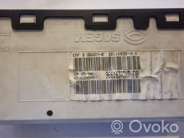 Peugeot 307 Monitor / wyświetlacz / ekran 96616373XT