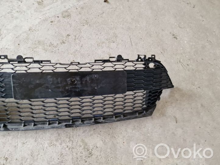 Toyota Corolla E210 E21 Grille calandre supérieure de pare-chocs avant 5311202B10