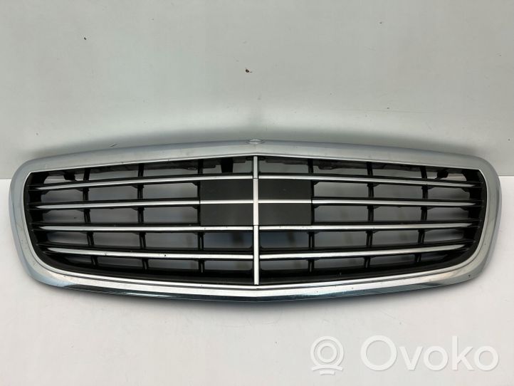 Mercedes-Benz S W222 Maskownica / Grill / Atrapa górna chłodnicy A2228800183