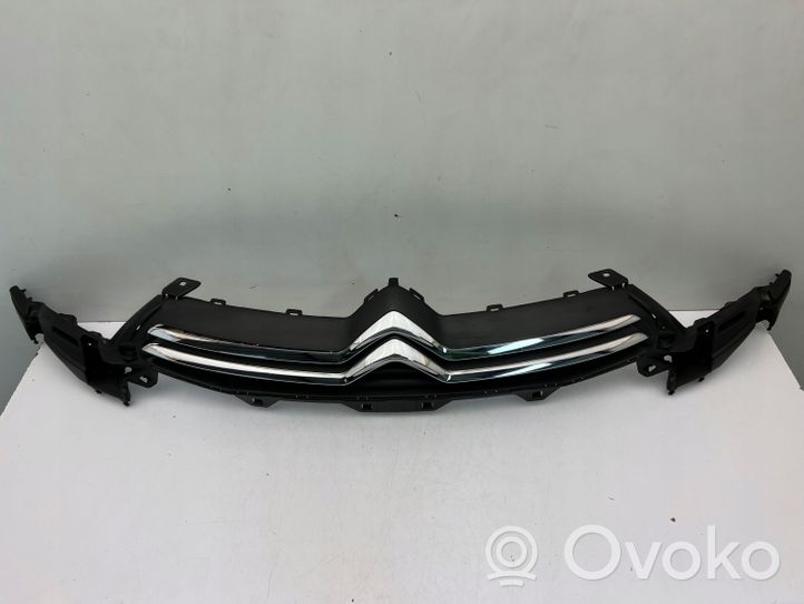 Citroen C4 II Maskownica / Grill / Atrapa górna chłodnicy 9687946280