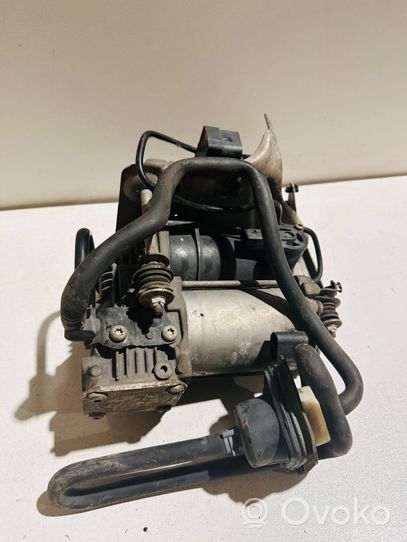 Mercedes-Benz S W222 Compressore/pompa sospensioni pneumatiche A0993200104