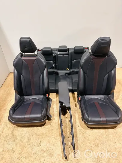 Lexus UX Tapicerka / Komplet FY700621