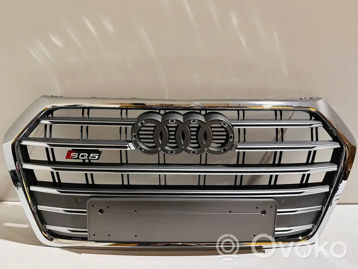 Audi Q5 SQ5 Maskownica / Grill / Atrapa górna chłodnicy 